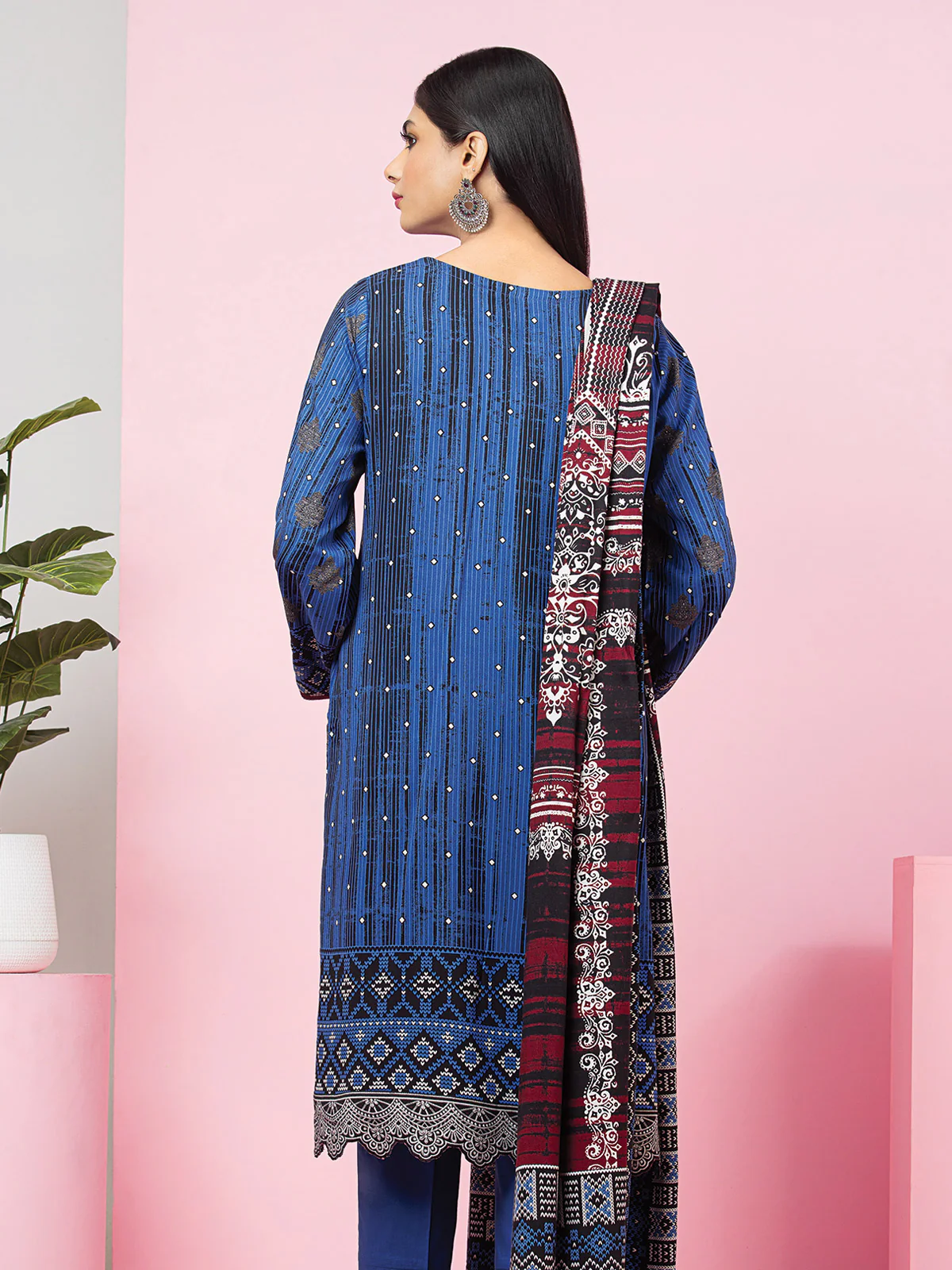 Embroidered Viscose Shirt Dupatta - EWU22V13-24020SD - Image 2