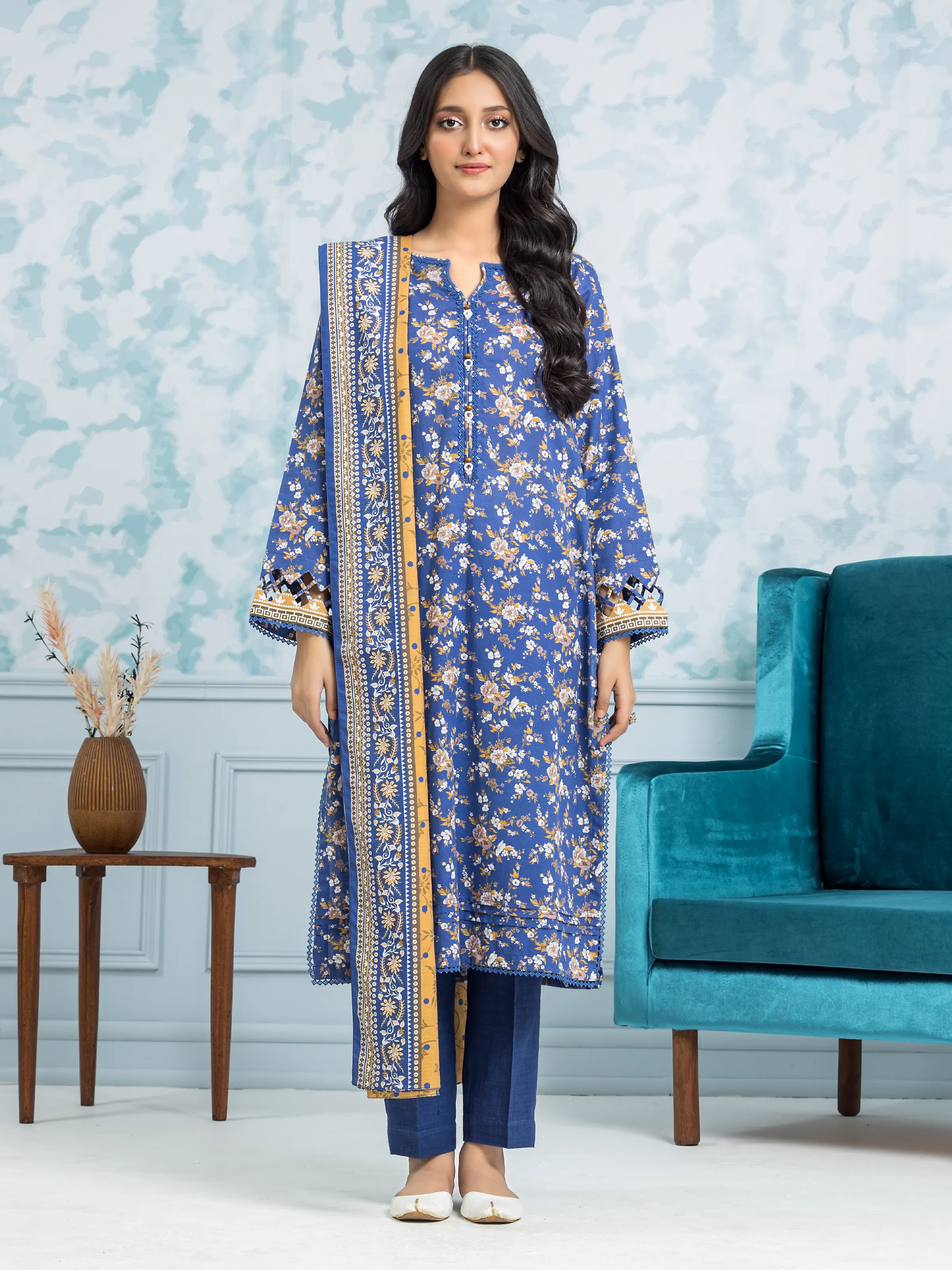 Printed Khaddar Suit - EWU24A3-29308-3P