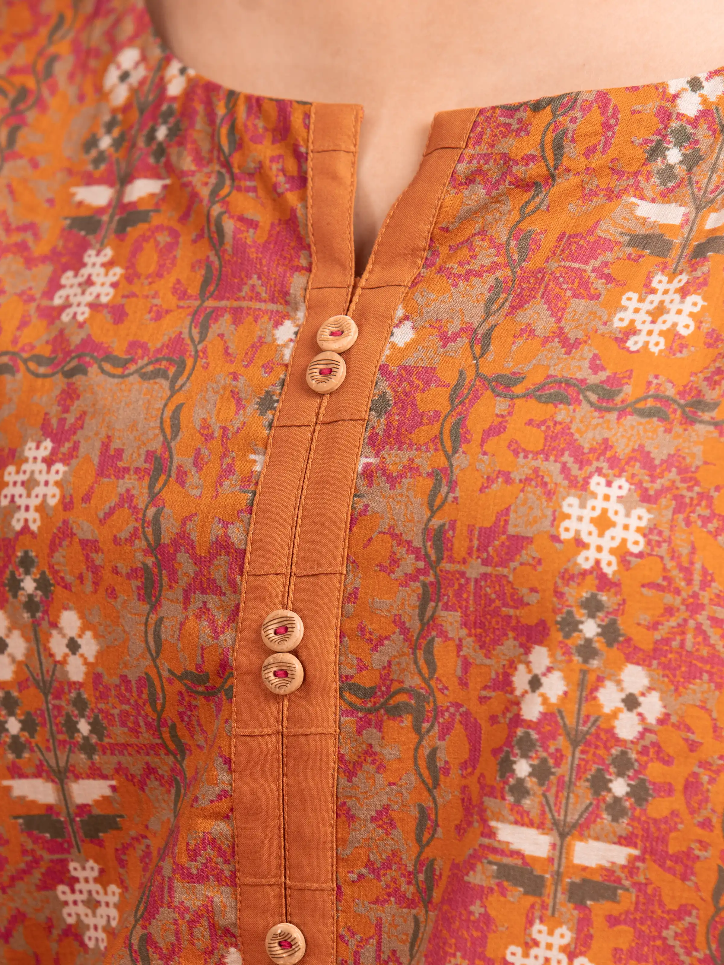 Printed Khaddar Suit - EWU24A3-27179-3P - Image 3