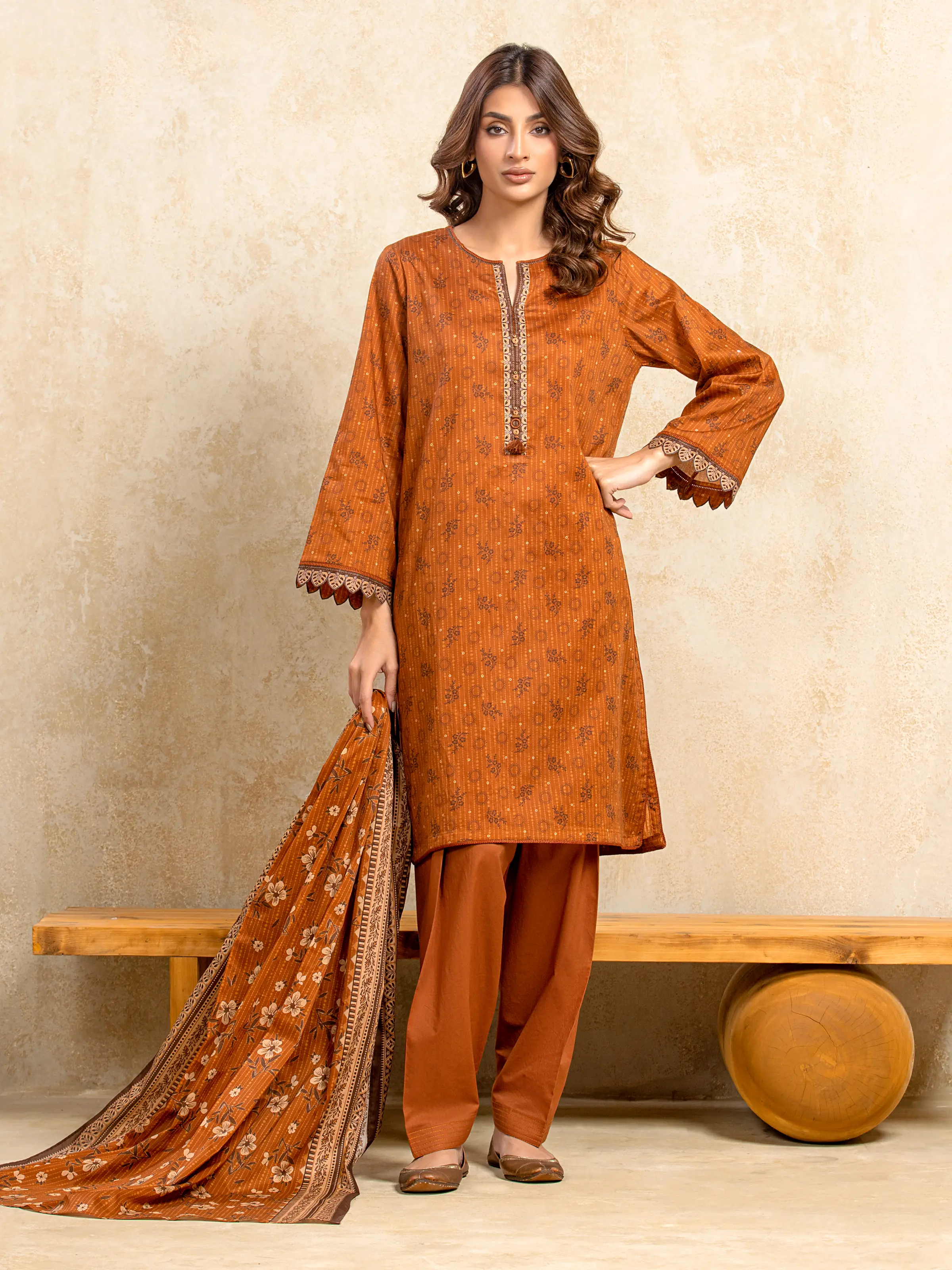 Printed Khaddar Suit - EWU5A3-35983-3P