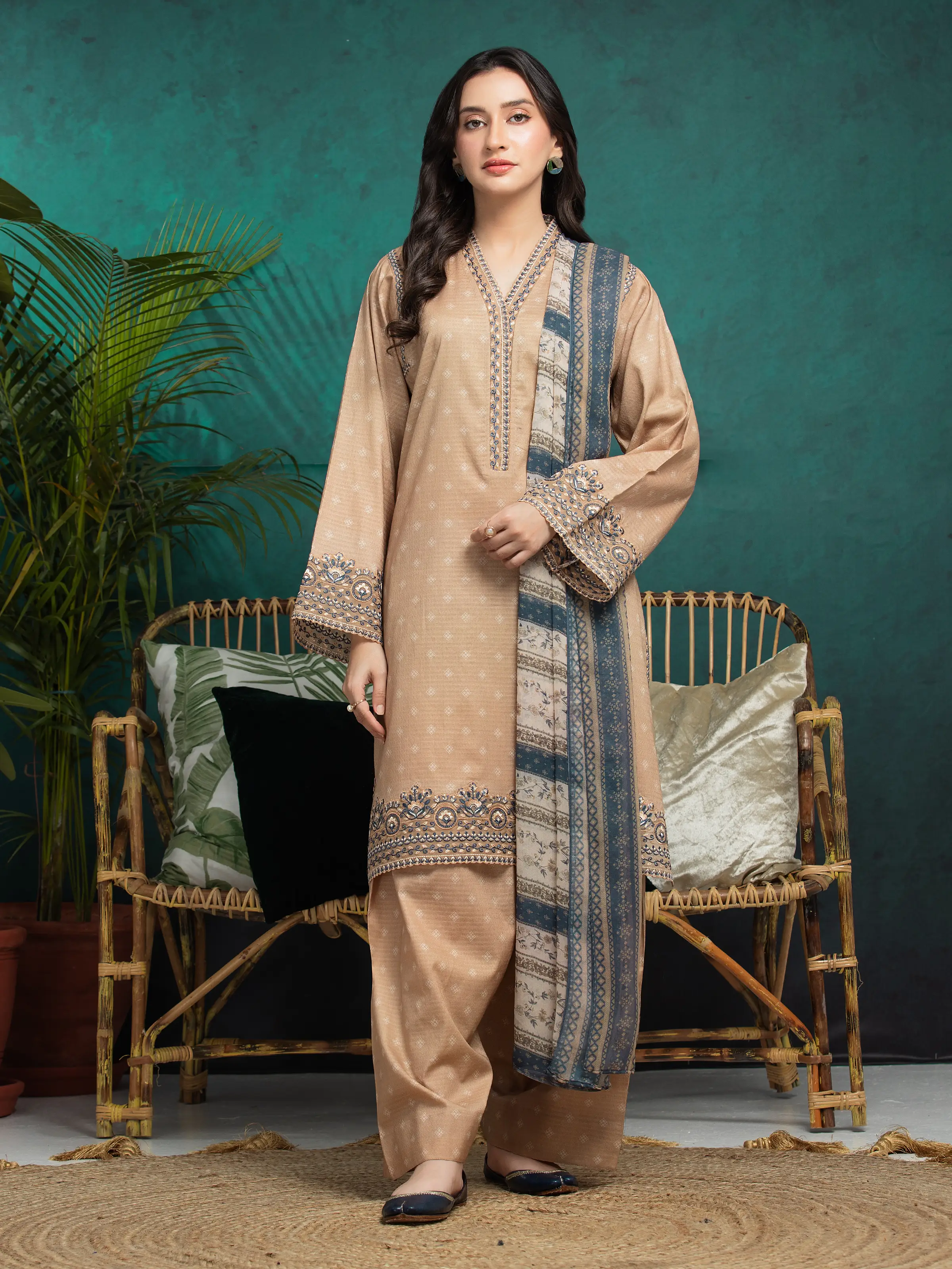 Embroidered Dobby Suit - EWU5V7-30365-3P