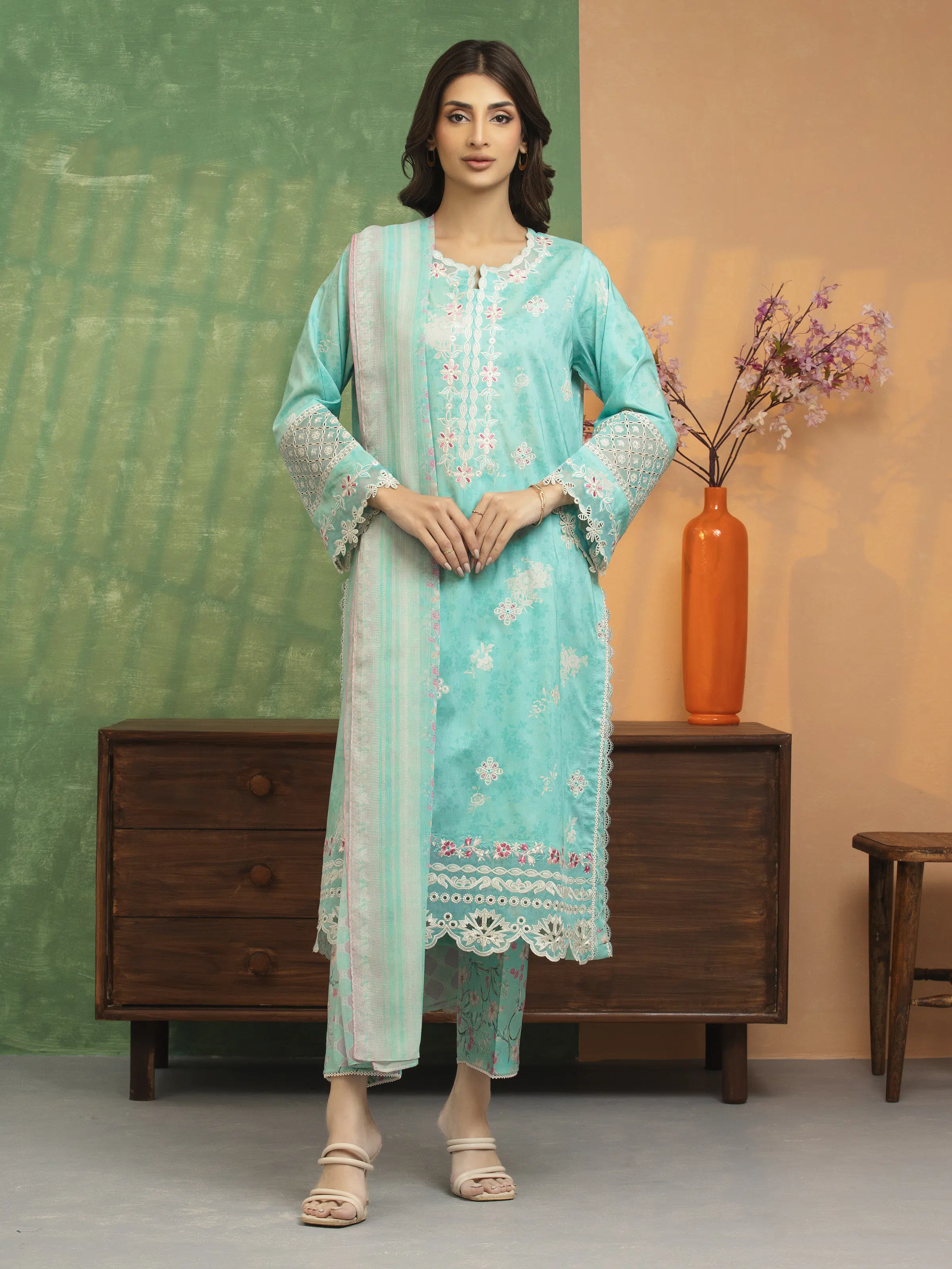 Embroidered Lawn Suit - EWU5V1-31410-3P