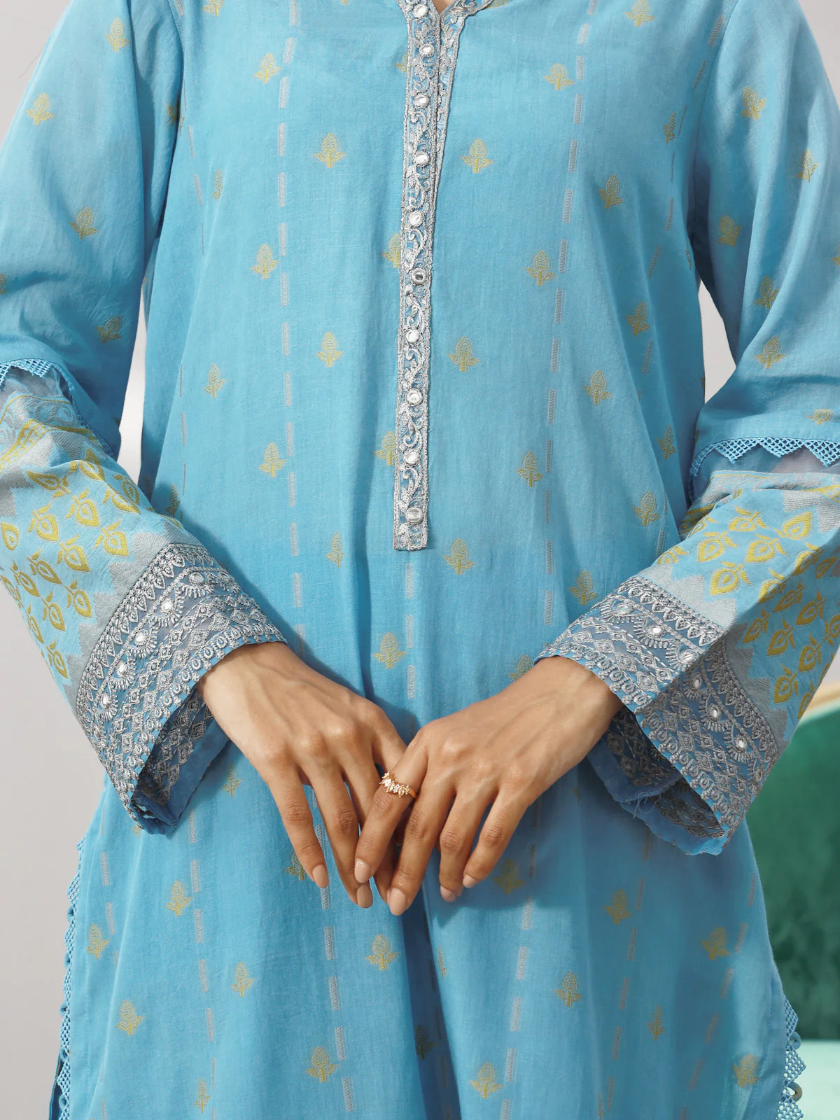 Embroidered Jacquard Suit - EWU24V3-26731-3P - Image 3