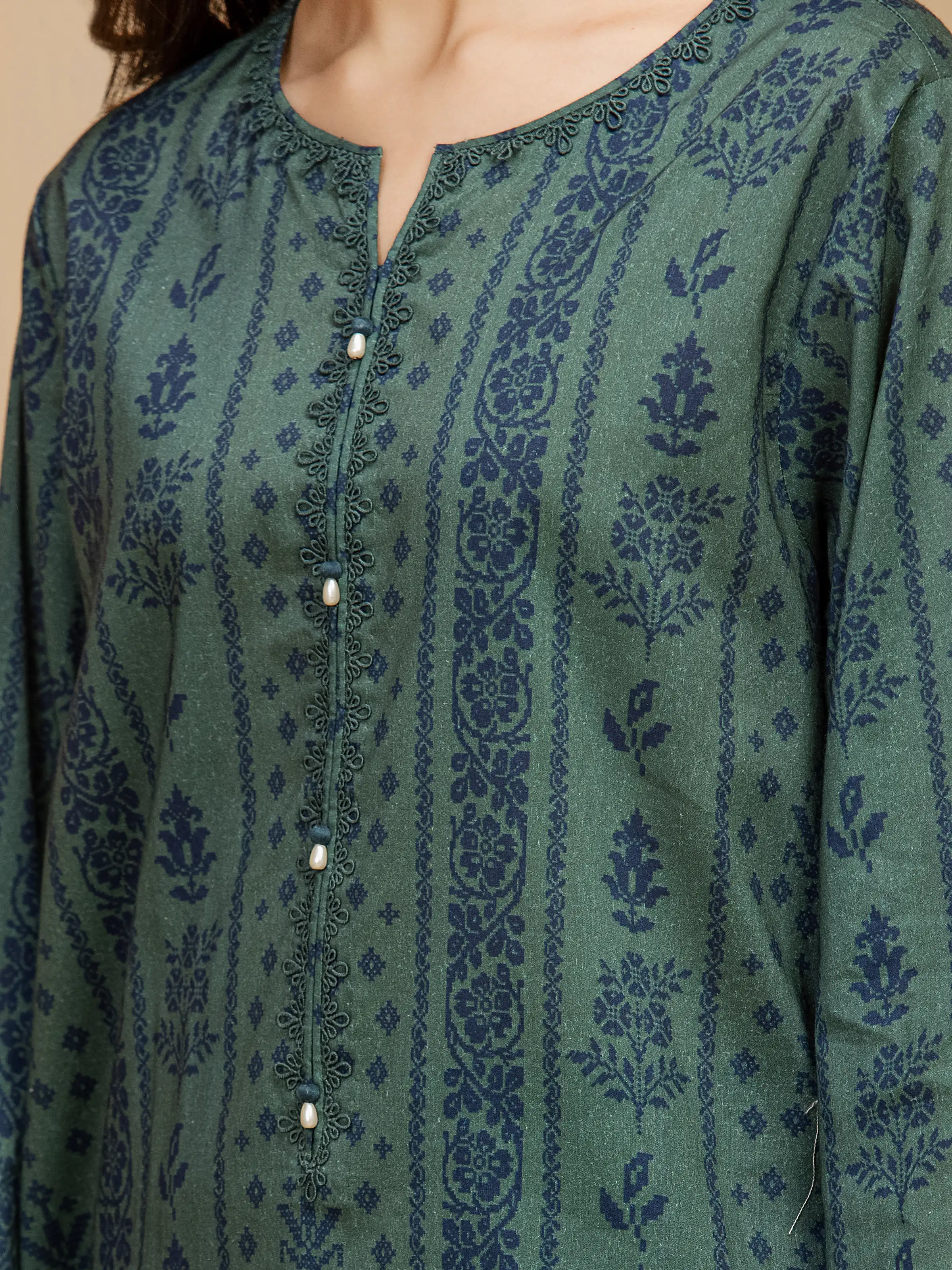 Printed Khaddar Suit - EWU5M3-015-3P - Image 4