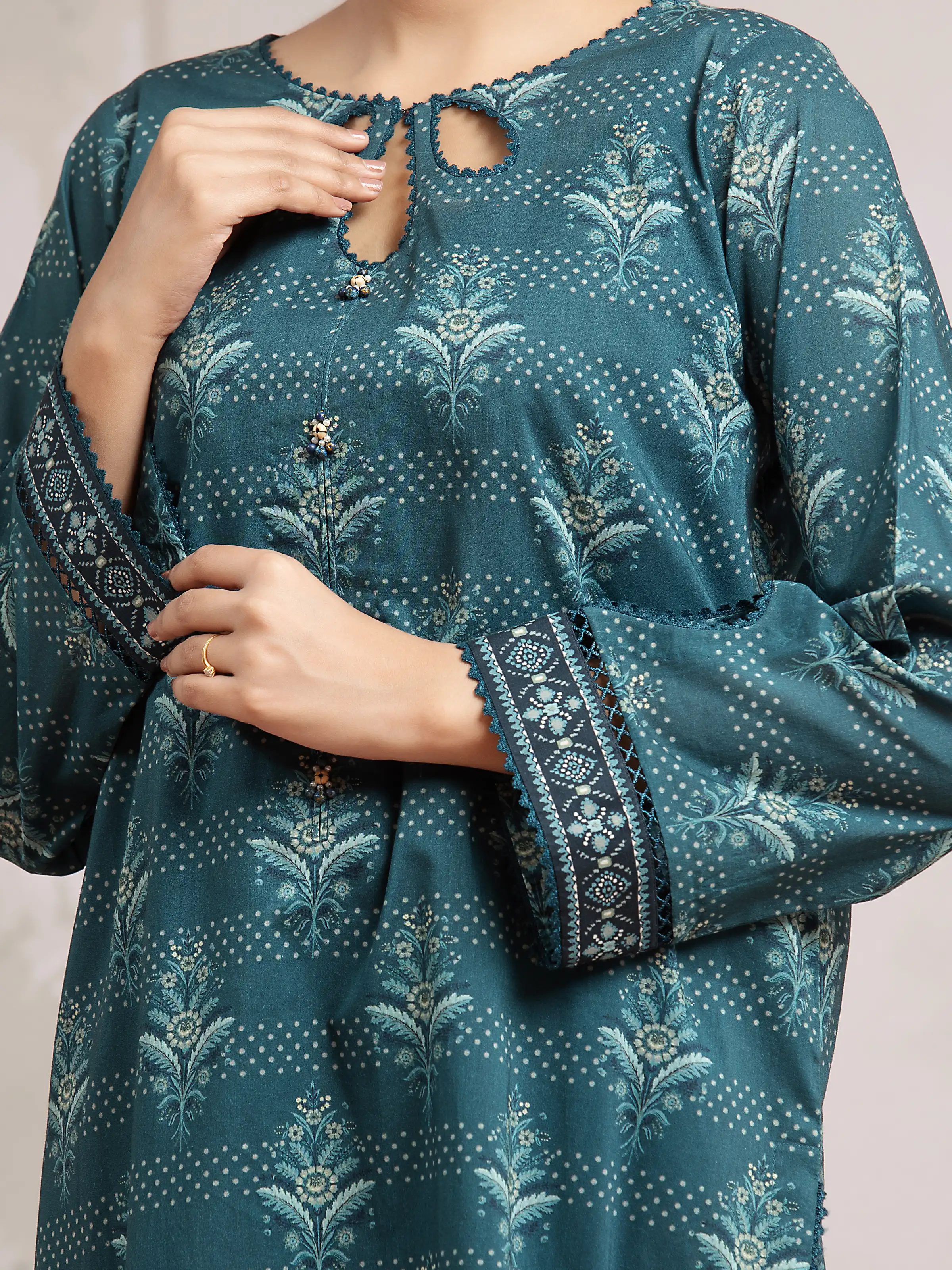Printed Khaddar Suit - EWU24A3-29603-3P - Image 4