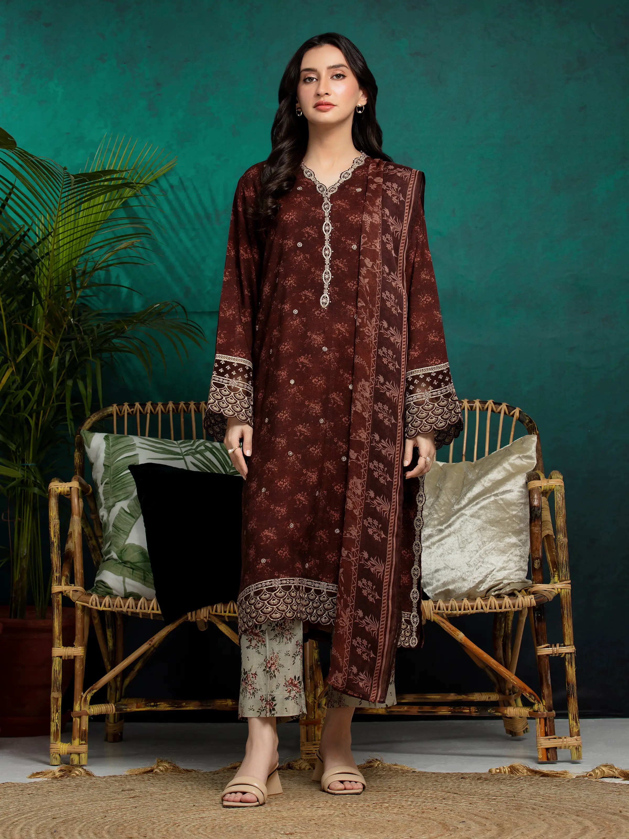 Embroidered Raw Silk Suit - EWU24V16-30373-3P