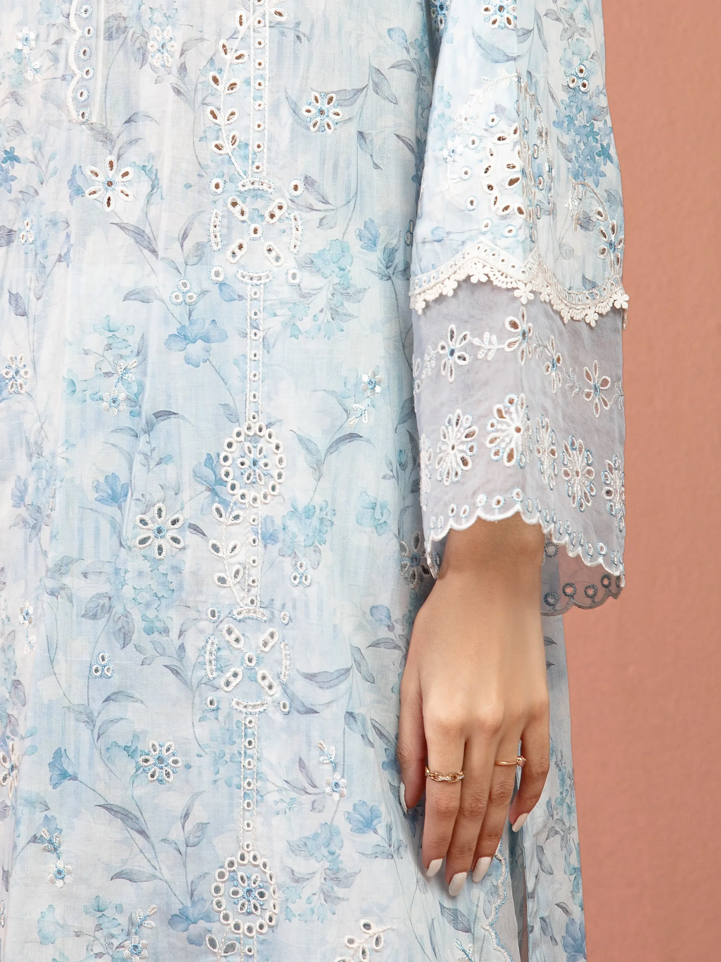 Embroidered Lawn Suit - EWU5V1-31483-3P - Image 6