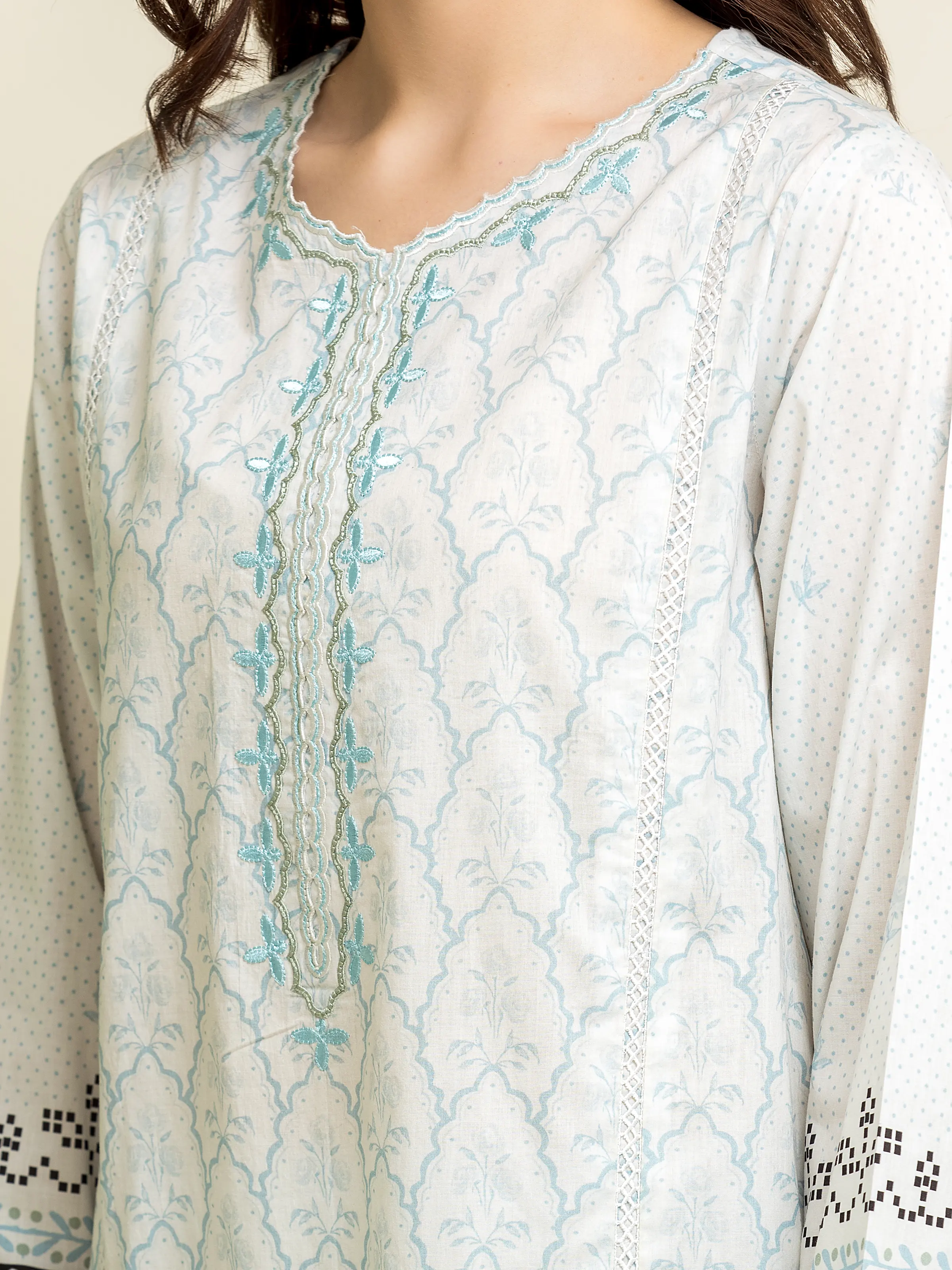 Embroidered Lawn Suit - EWU5V1-31322-3P - Image 2