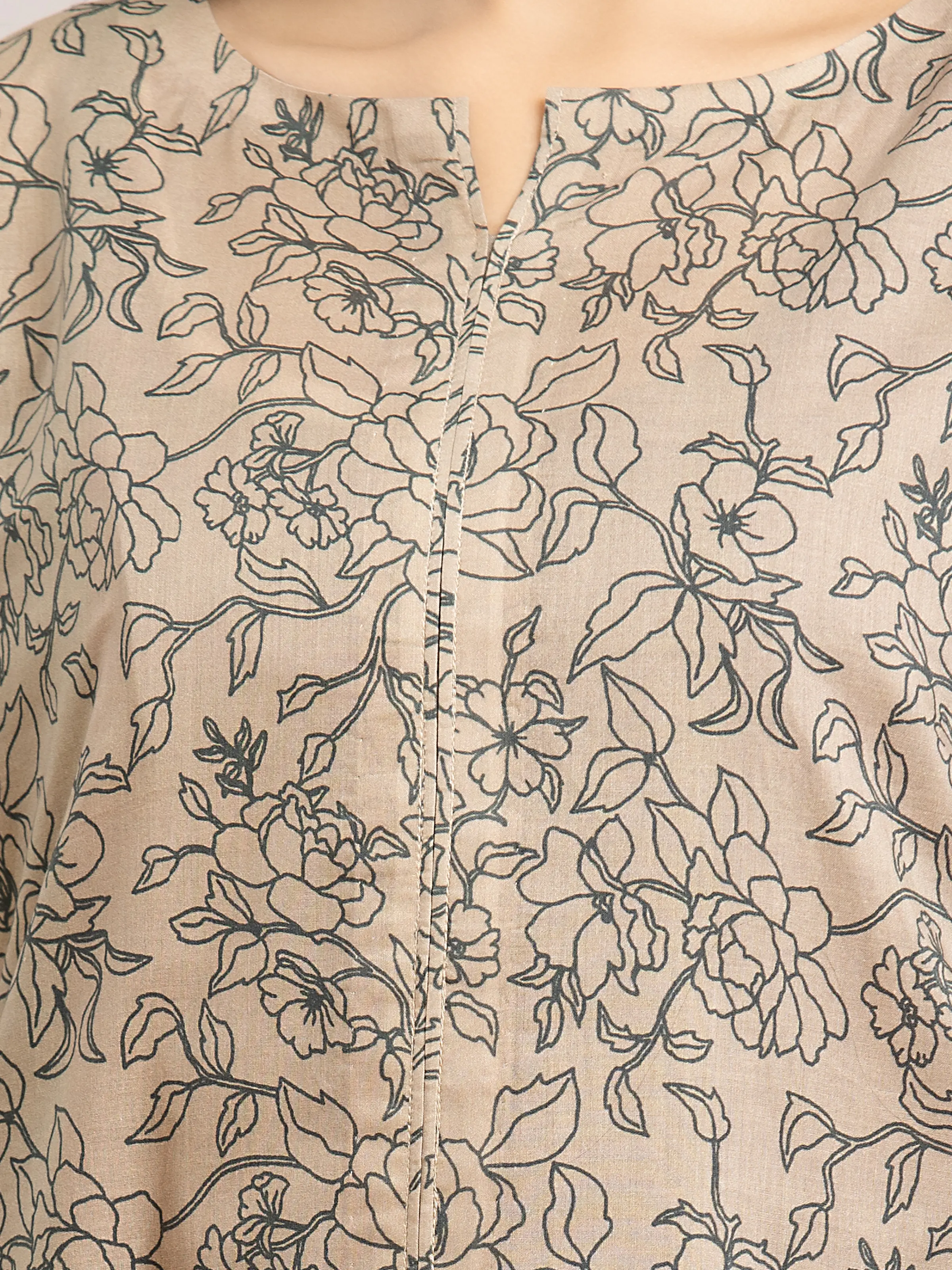Printed Khaddar Suit - EWU24M2-186 - Image 5