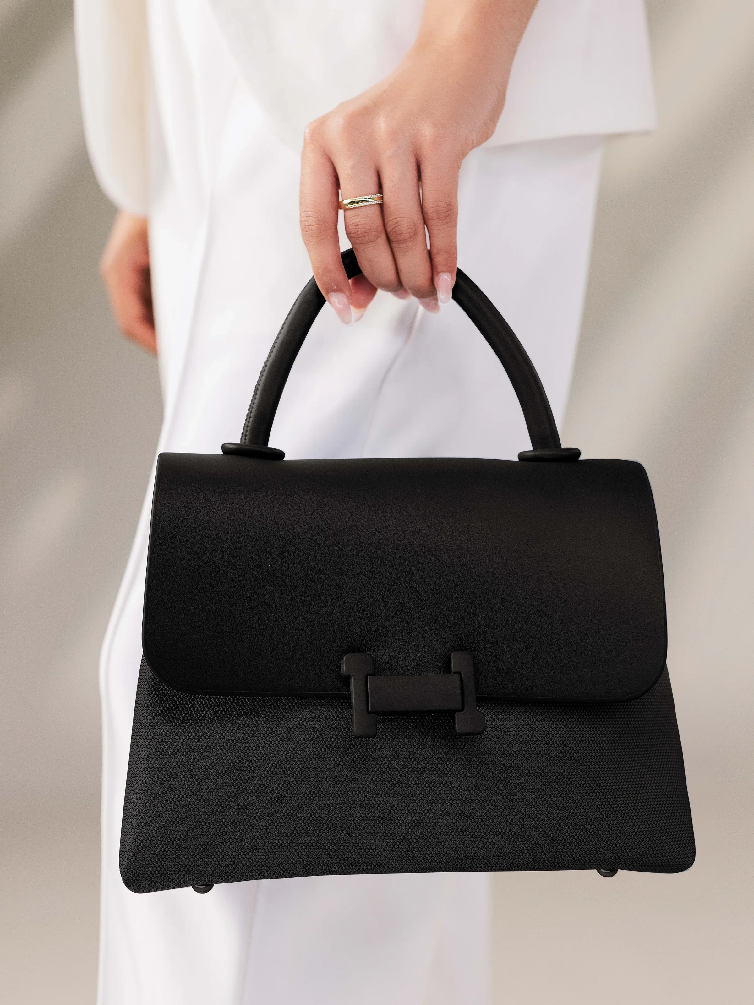 Shoulder Bag - EAWHB5-010