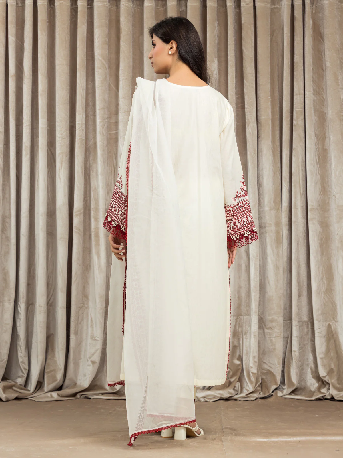 Embroidered Cambric Suit - EWU24V2-30111-3P - Image 6