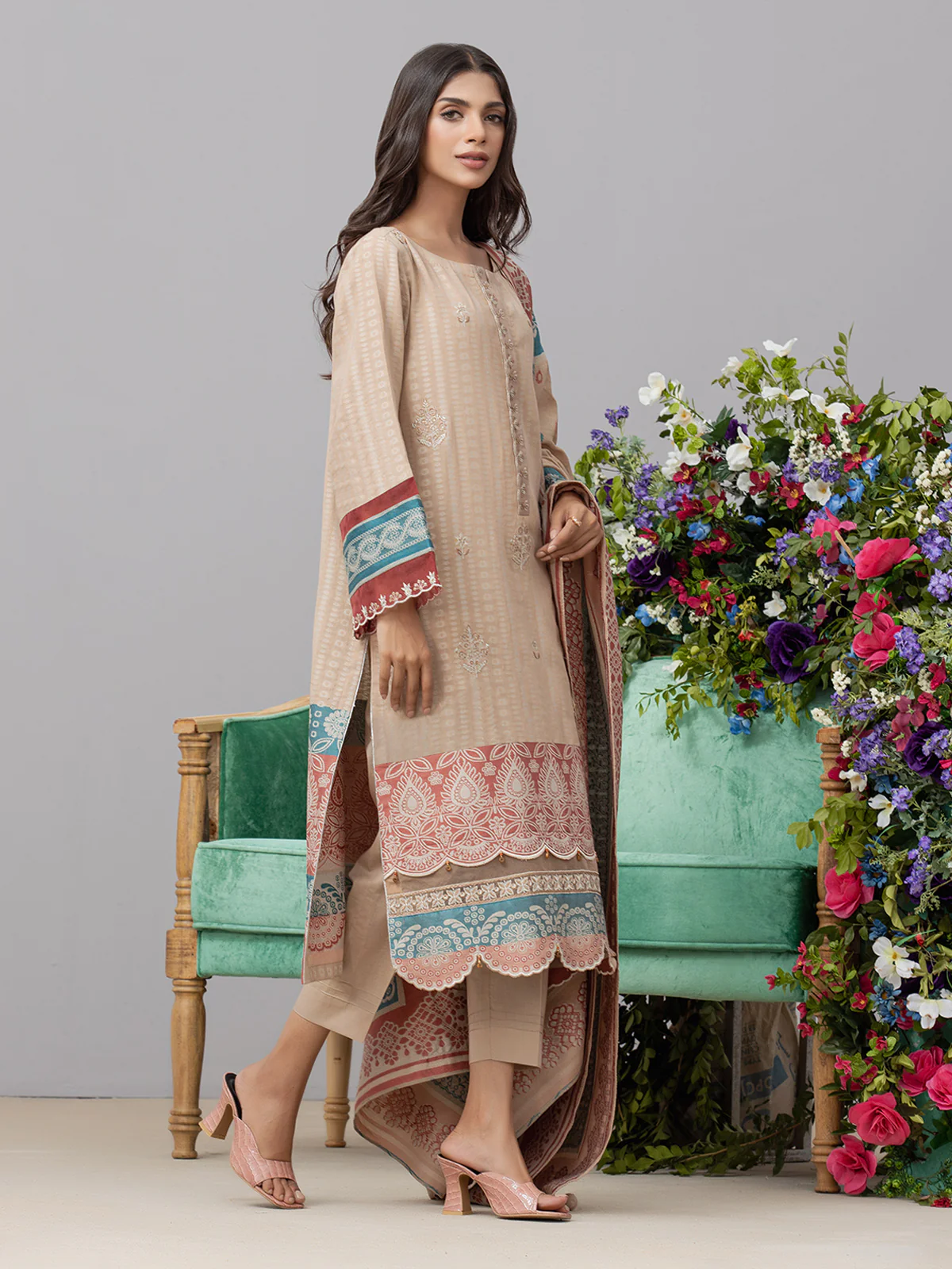 Embroidered Jacquard Suit - EWU24V3-26734-3P - Image 3