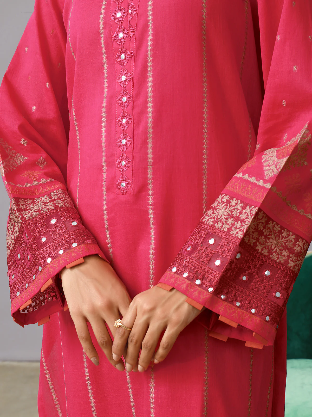 Embroidered Jacquard Suit - EWU24V3-26752-3P - Image 3