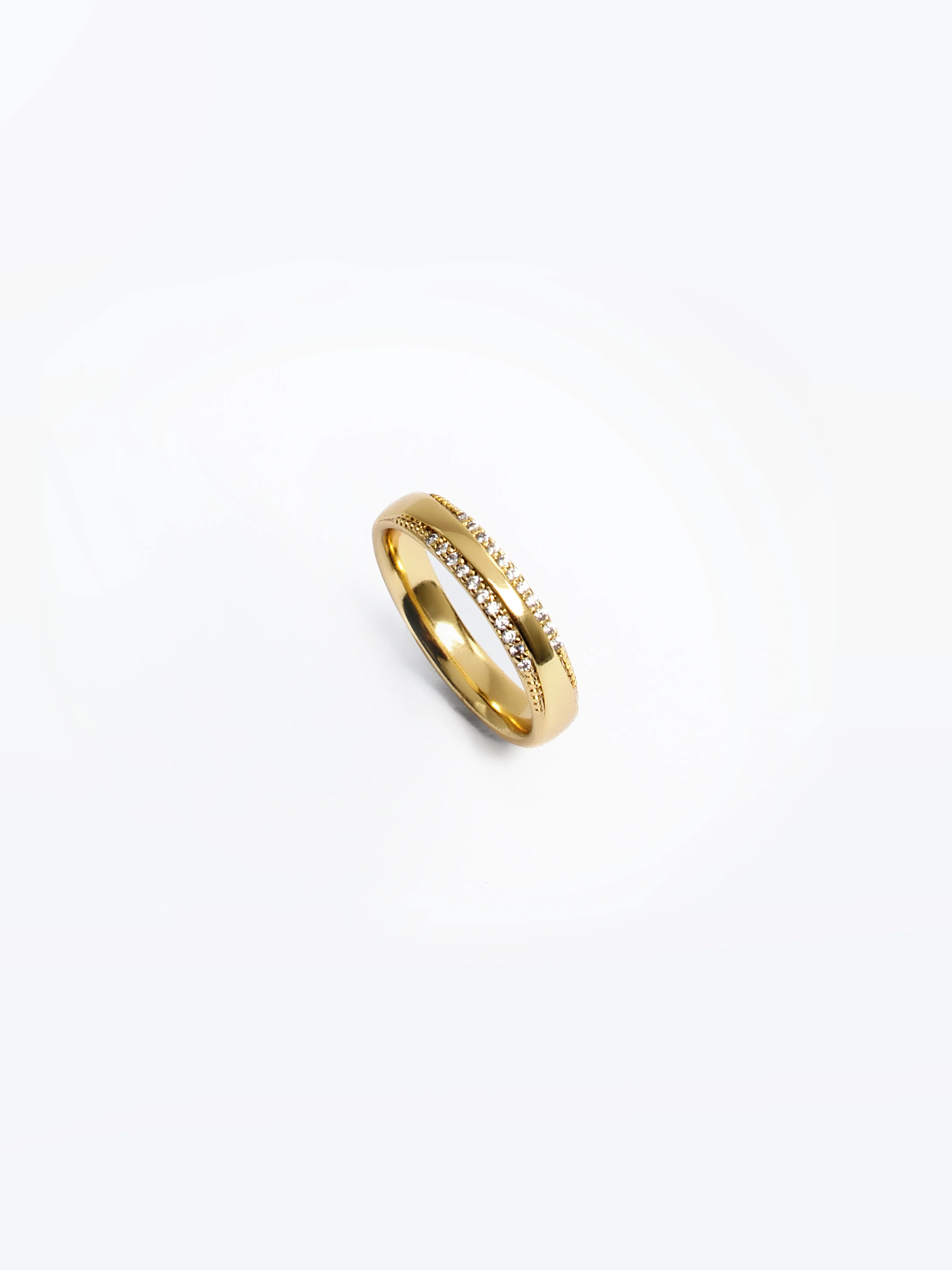 Gold Ring - EAWR5-008