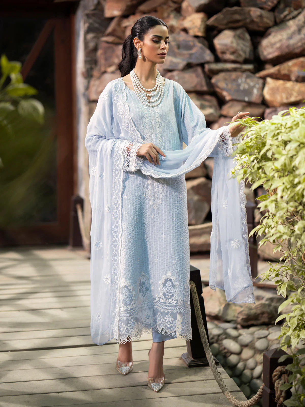 Embroidered Dobby Suit - EWU24V3-30124-3P