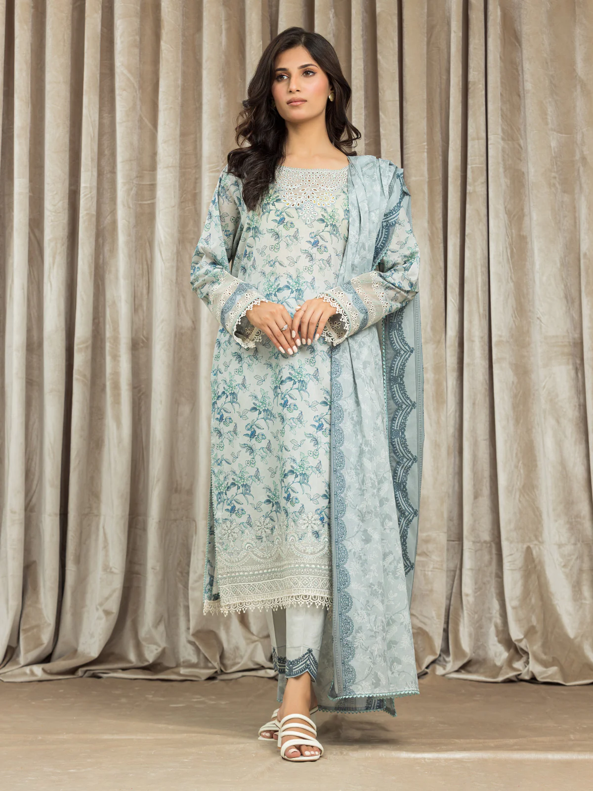 Embroidered Lawn Suit - EWU24V1-30250-3P