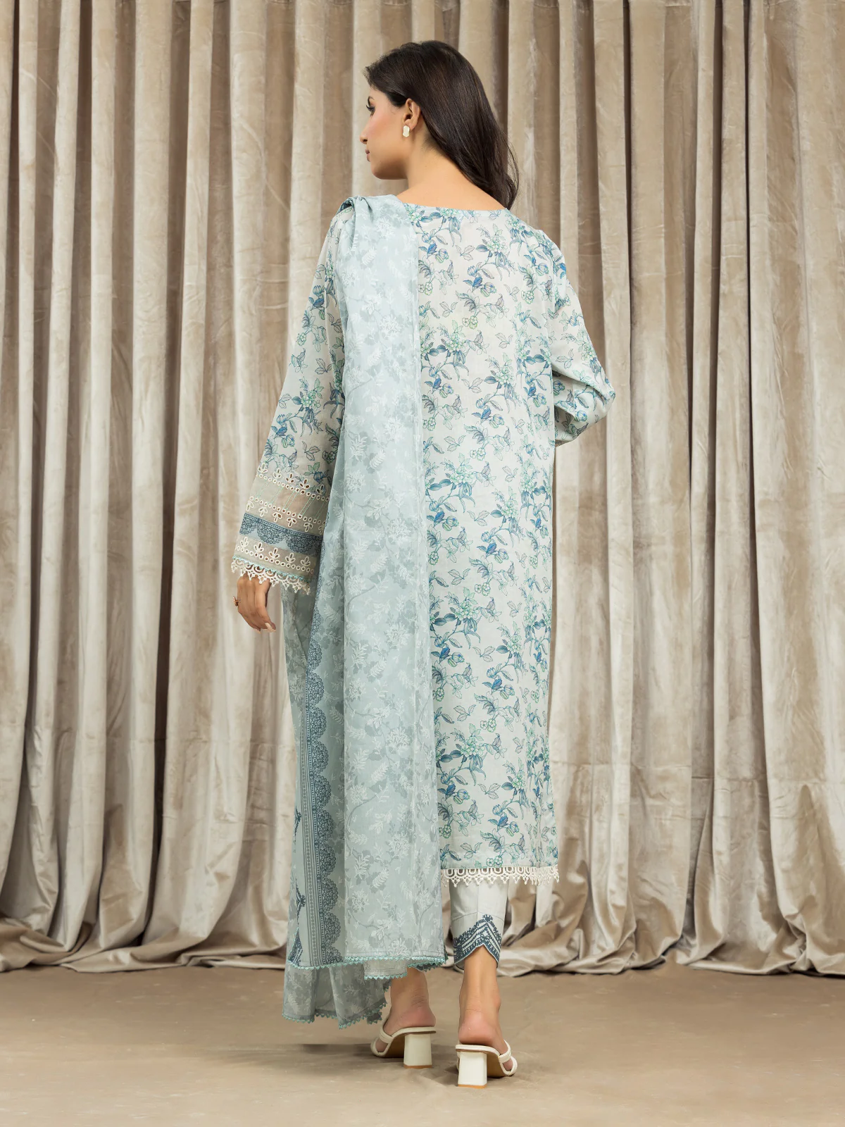 Embroidered Lawn Suit - EWU24V1-30250-3P - Image 4
