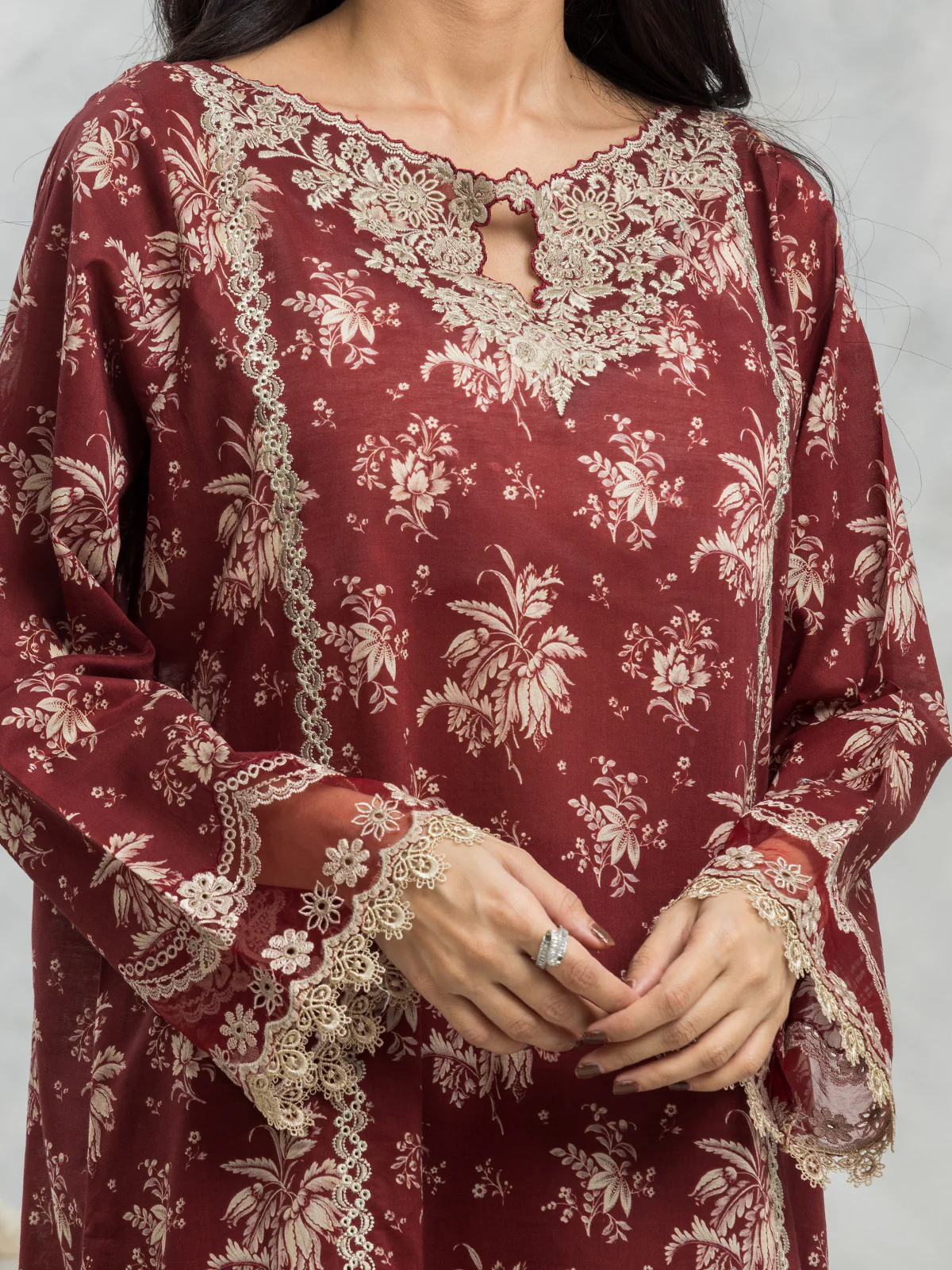 Embroidered Lawn Suit - EWU24V1-30035-3P - Image 4