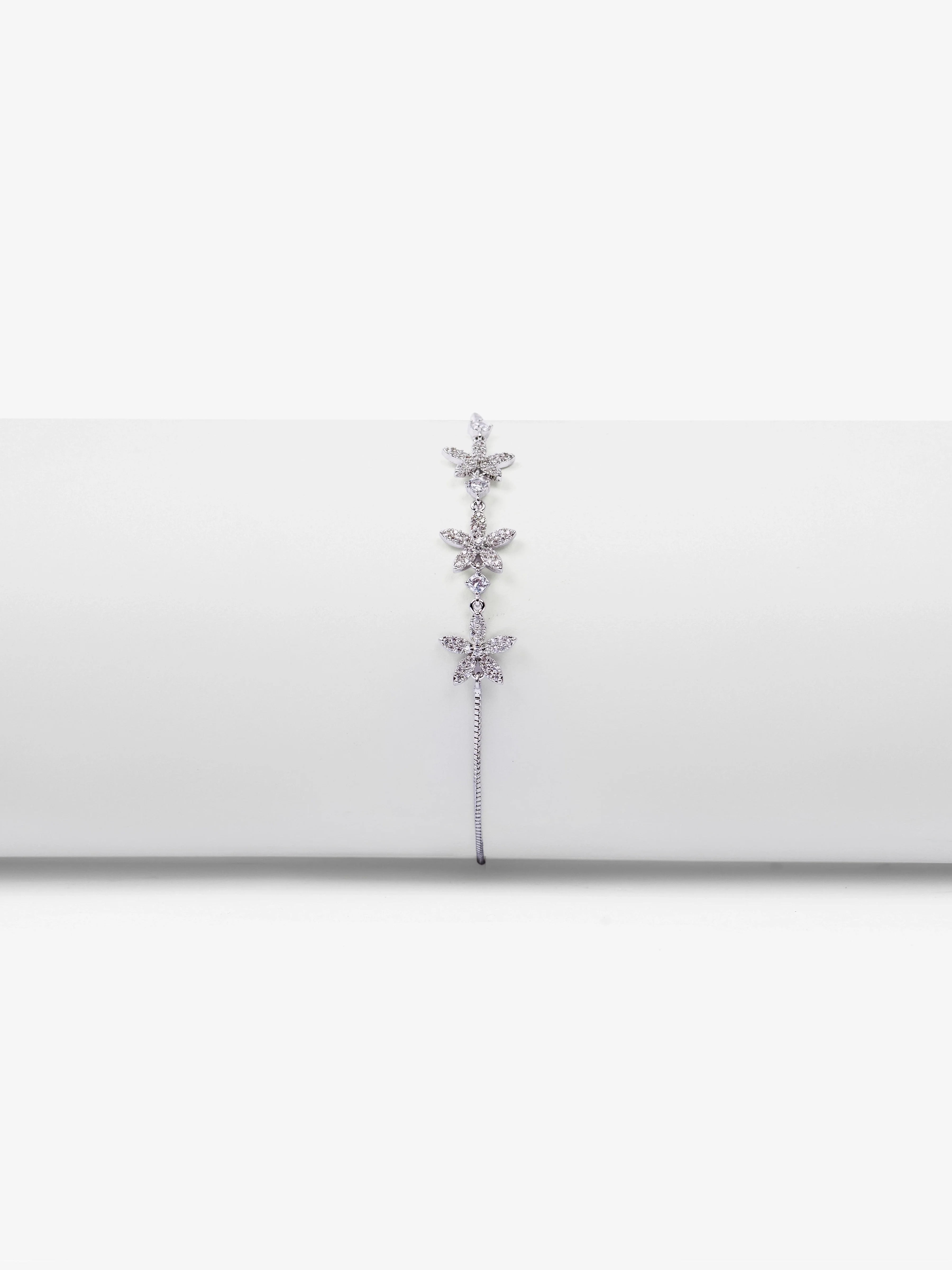 Luminous Silver Floral Bracelet - EAWB5-020